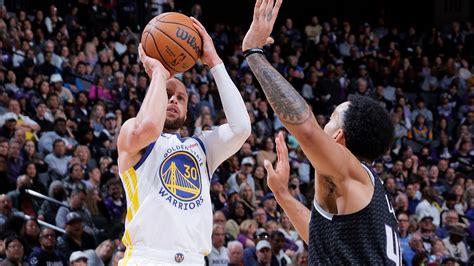 golden state warriors vs sacramento kings stats|sacramento kings vs warriors 2023.